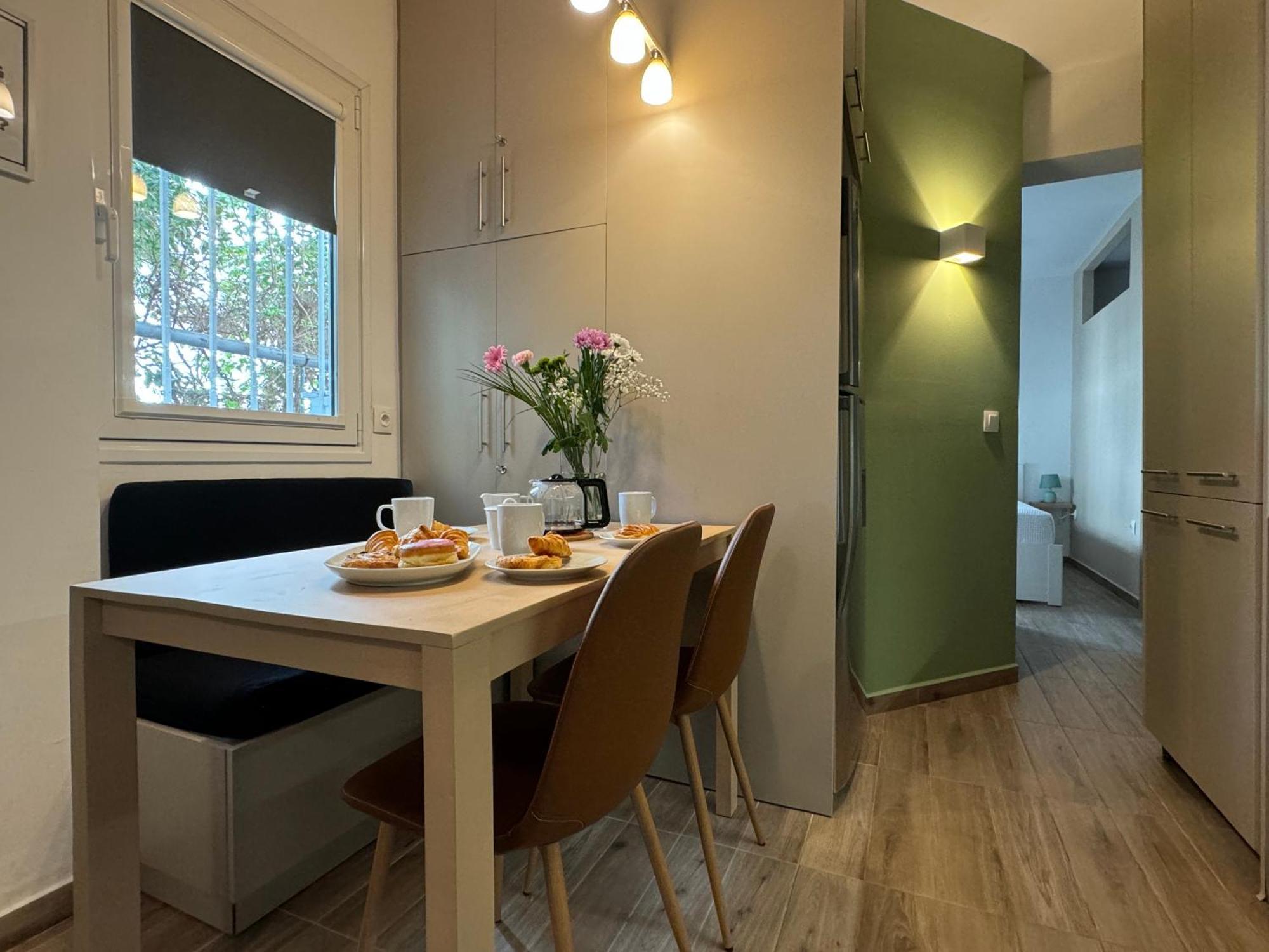 Emerald Lake Residence Αθήνα Εξωτερικό φωτογραφία